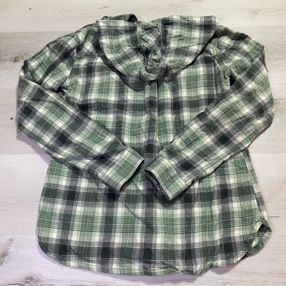 Carhartt Green Plaid Button Down Shirt - Picture 2 of 14